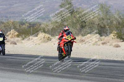 media/Dec-07-2025-CVMA (Sun) [[3e7d2de5dc]]/Race 10-Formula 40 Open/